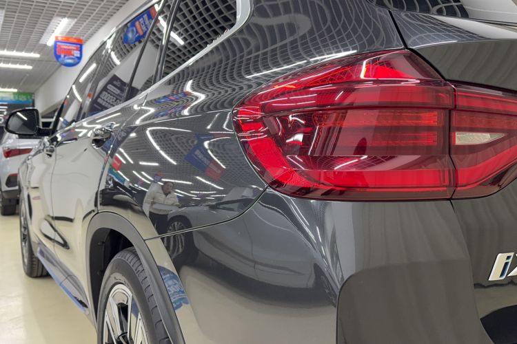 Used BMW iX3 2021 Leading Model Exterior 5