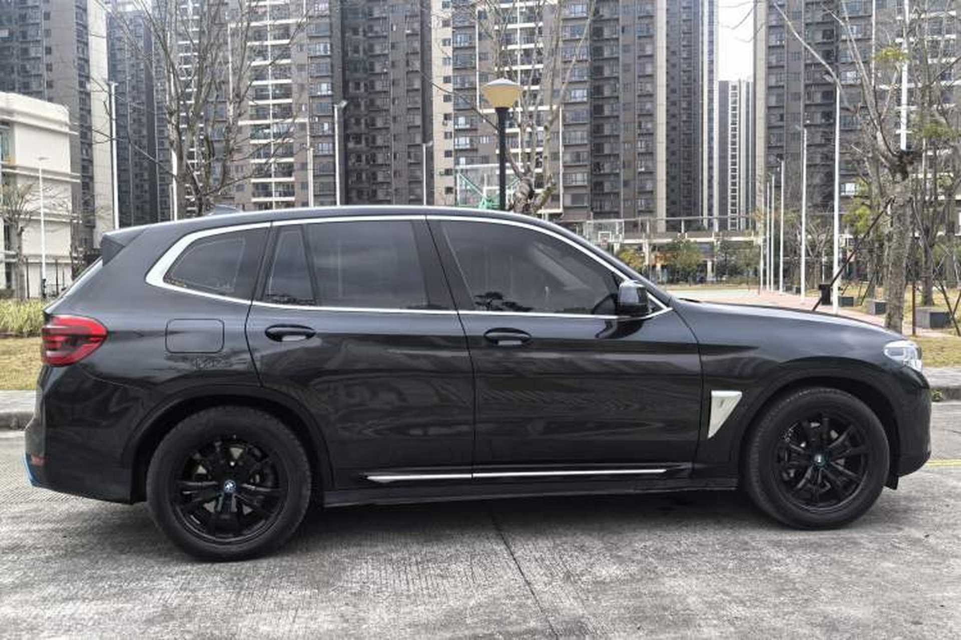 Used BMW iX3 2021 Leading Model Exterior 7