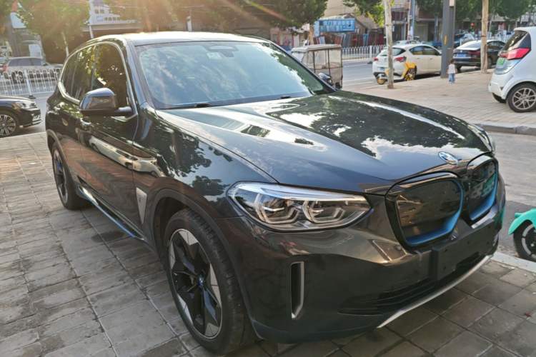 Used BMW iX3 2021 Leading Type Front Right 45 Deg