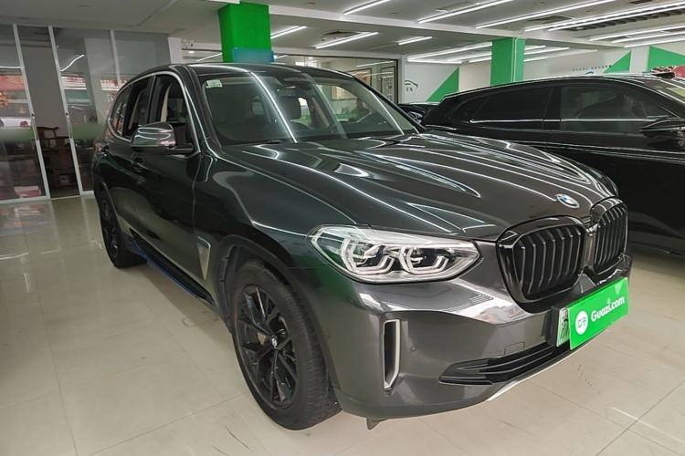 Used BMW iX3 2021 Leading Model Front Right 45 Deg