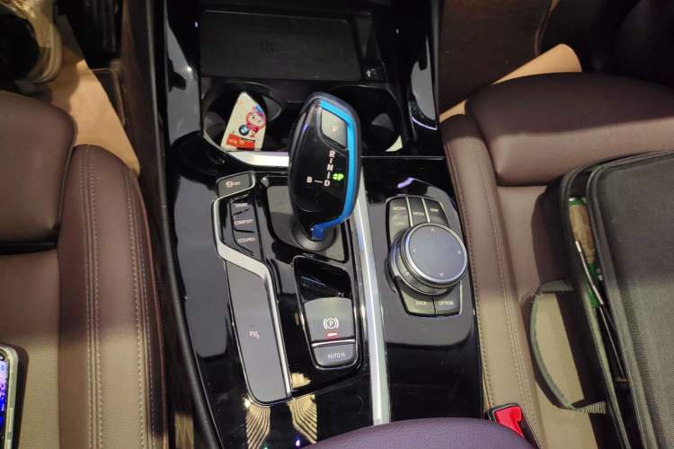 Used BMW iX3 2021 Leading Model Gear Lever
