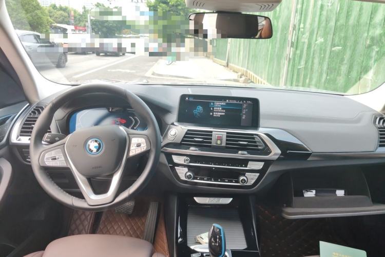 Used BMW iX3 2021 Leading Model Headliner