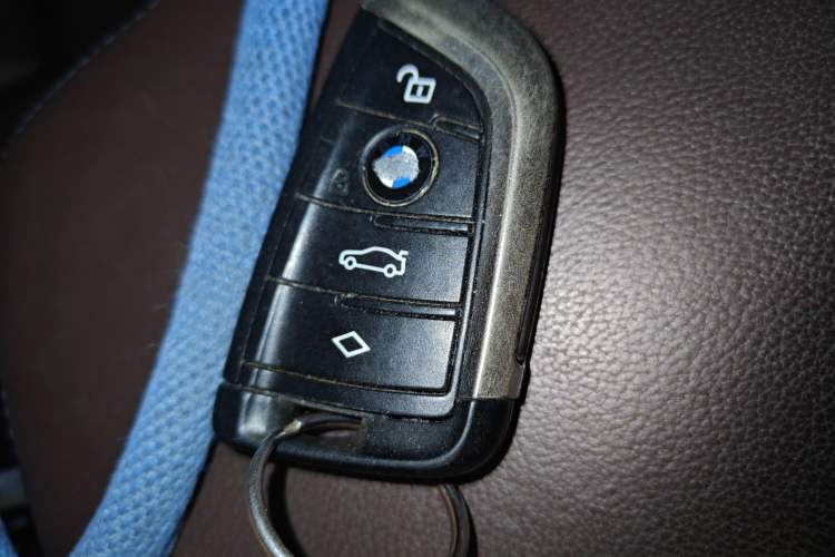 Used BMW iX3 2021 Updated Leading Type Interior 1