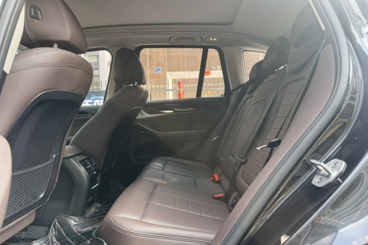 Used BMW iX3 2021 Leading Model Interior 1