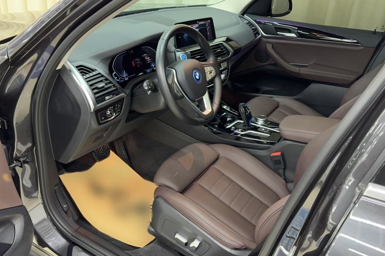 Used BMW iX3 2021 Leading Model Interior 2