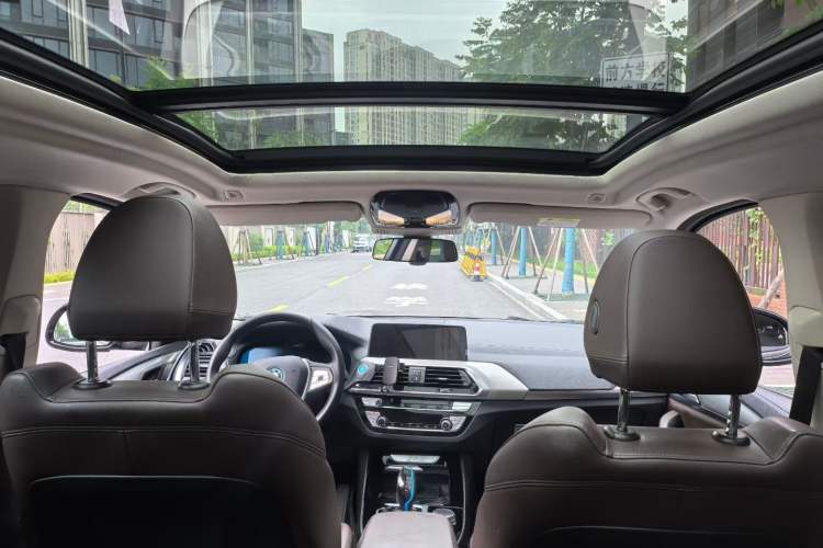 Used BMW iX3 2021 Leading Type Interior 3
