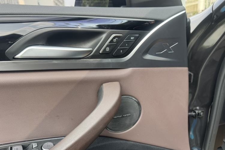 Used BMW iX3 2021 Leading Model Interior 4
