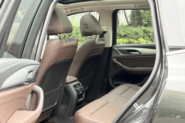 Used BMW iX3 2021 Leading Type Interior 7
