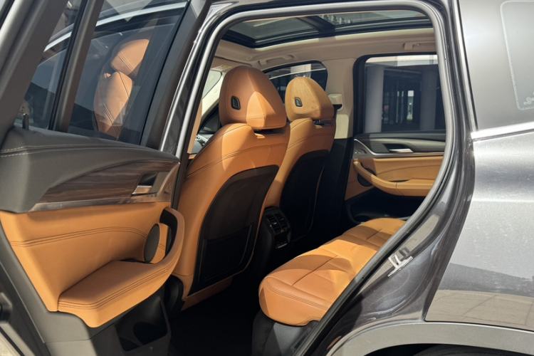 Used BMW iX3 2021 Leading Type Interior 7