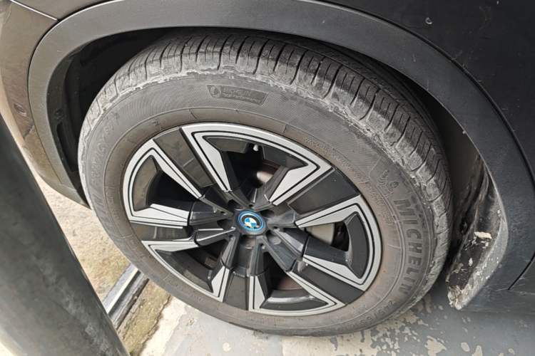 Used BMW iX3 2021 Leading Model Left Front Wheel Hub