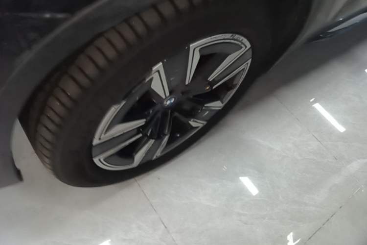 Used BMW iX3 2021 Updated Leading Edition Left Front Wheel Hub