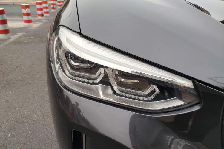 Used BMW iX3 2021 Leading Type Right Front Headlight