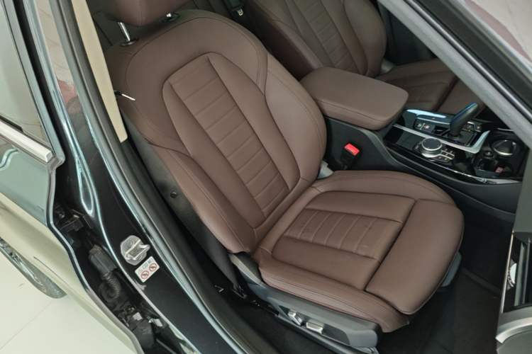 Used BMW iX3 2021 Leading Model Right Front Seat