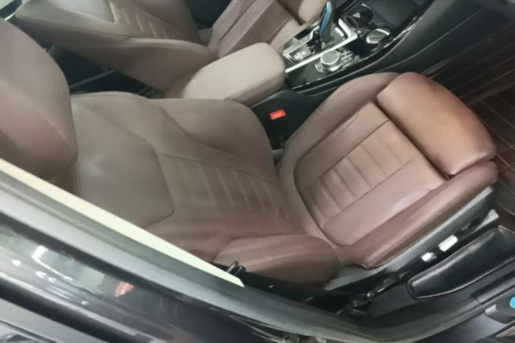 Used BMW iX3 2021 Leading Type Right Front Seat