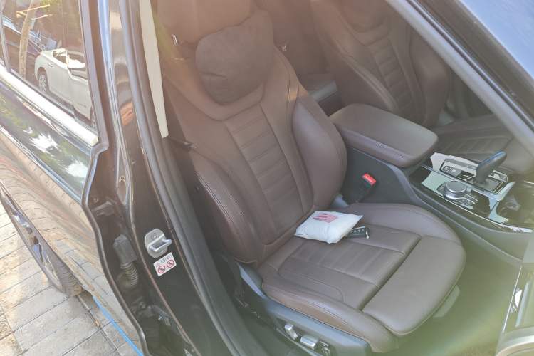 Used BMW iX3 2021 Leading Type Right Front Seat