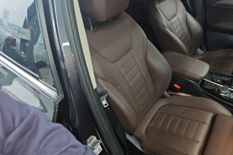 Used BMW iX3 2021 Leading Type Right Front Seat