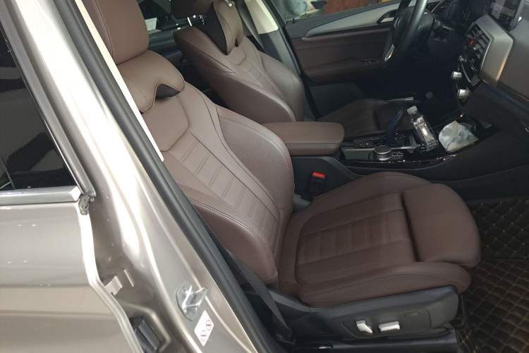 Used BMW iX3 2021 Updated Leading Type Right Front Seat