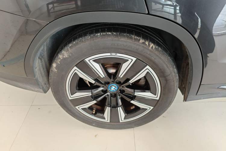 Used BMW iX3 2021 Leading Model Right Rear Wheel Hub