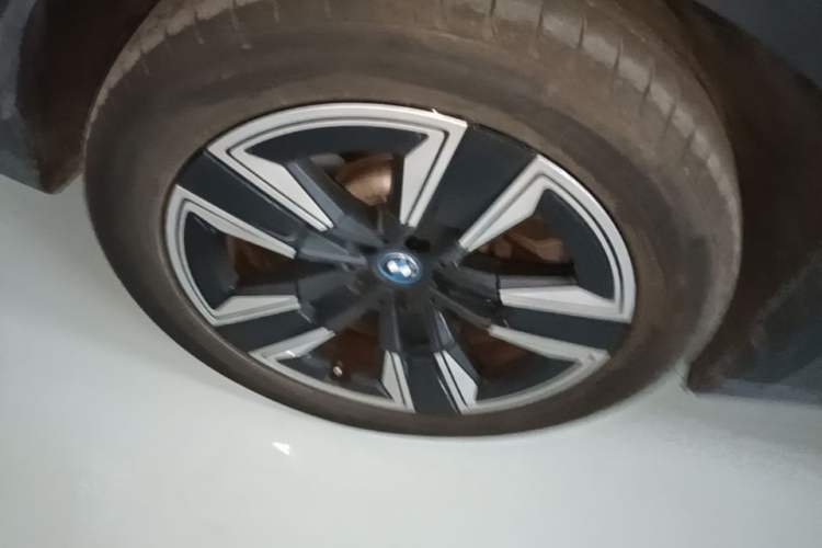 Used BMW iX3 2021 Leading Model Right Rear Wheel Hub
