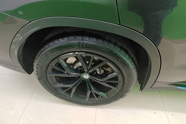 Used BMW iX3 2021 Leading Model Right Rear Wheel Hub