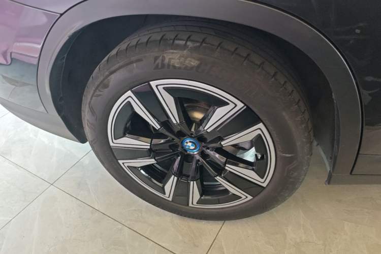 Used BMW iX3 2021 Leading Model Right Rear Wheel Hub