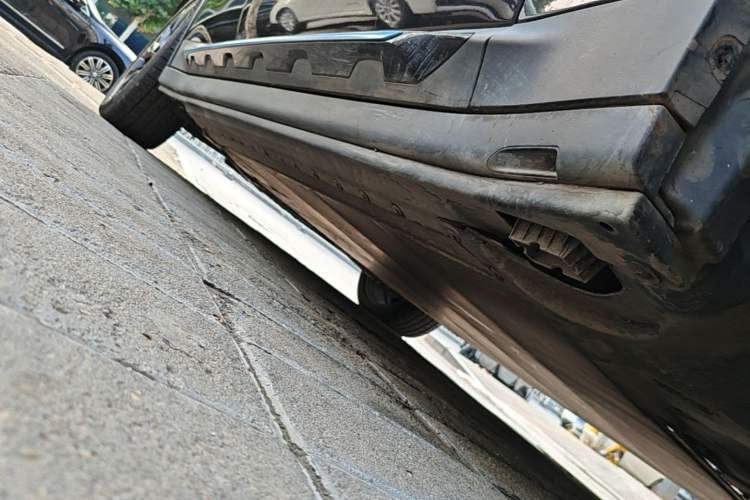 Used BMW iX3 2021 Leading Type Right Side Sill