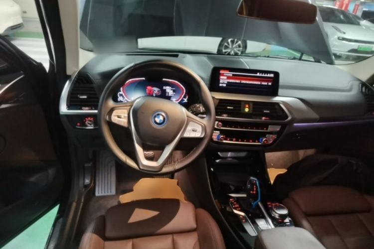Used BMW iX3 2021 Updated Leading Type Steering Wheel
