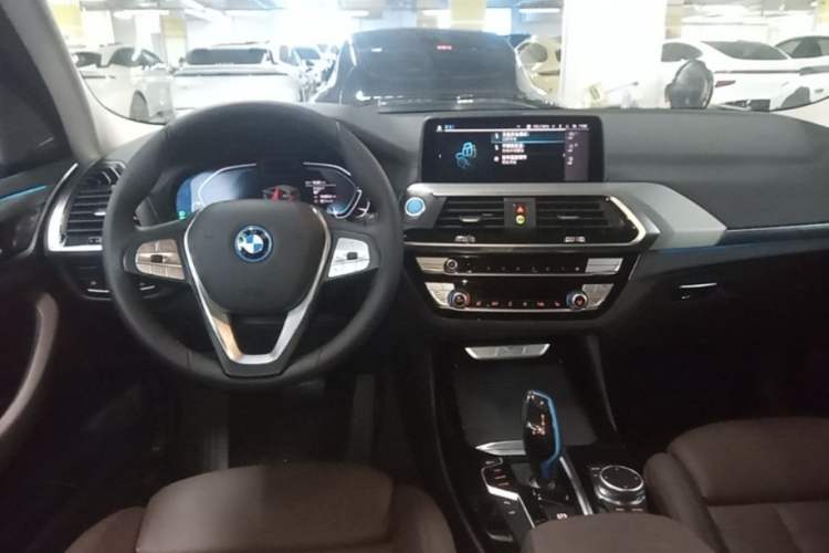Used BMW iX3 2021 Leading Type Steering Wheel