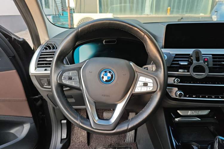 Used BMW iX3 2021 Leading Type Steering Wheel