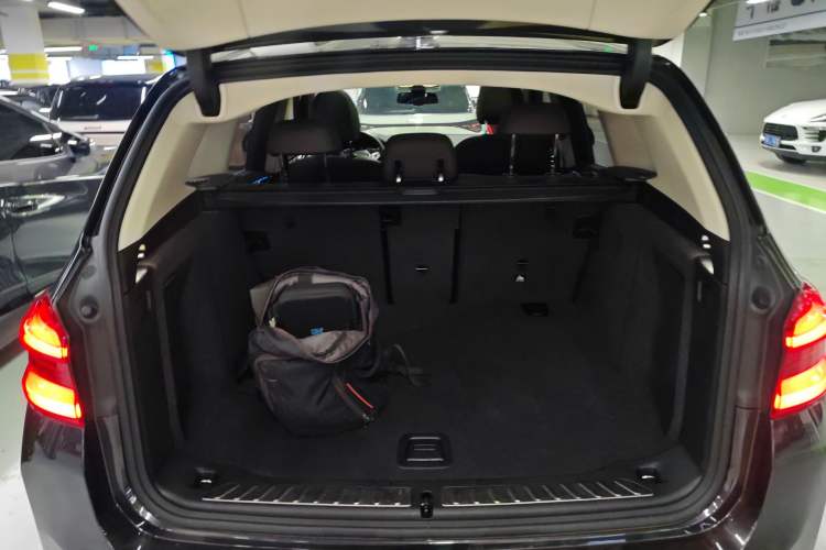 Used BMW iX3 2021 Leading Model Trunk