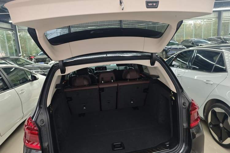 Used BMW iX3 2021 Leading Type Trunk