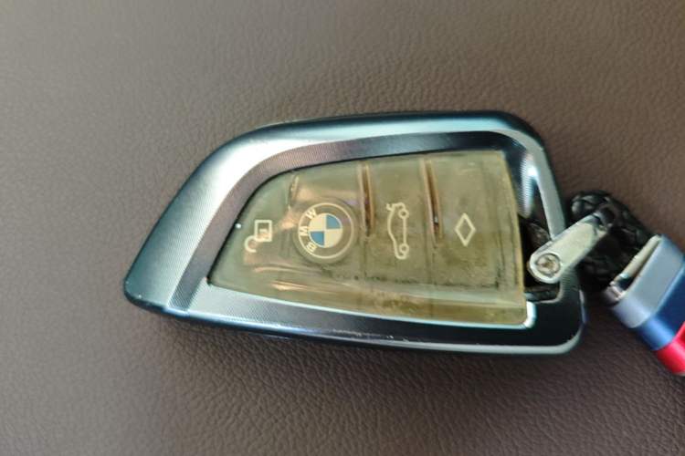 Used BMW iX3 2021 Leading Model Vehicle Key