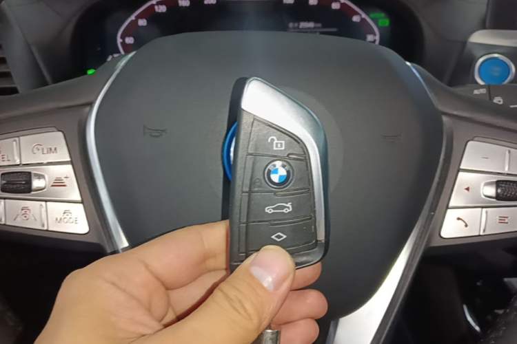 Used BMW iX3 2021 Leading Type Vehicle Key
