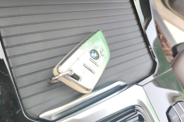 Used BMW iX3 2021 Leading Model Vehicle Key