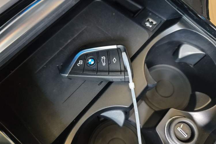 Used BMW iX3 2021 Leading Model Vehicle Key