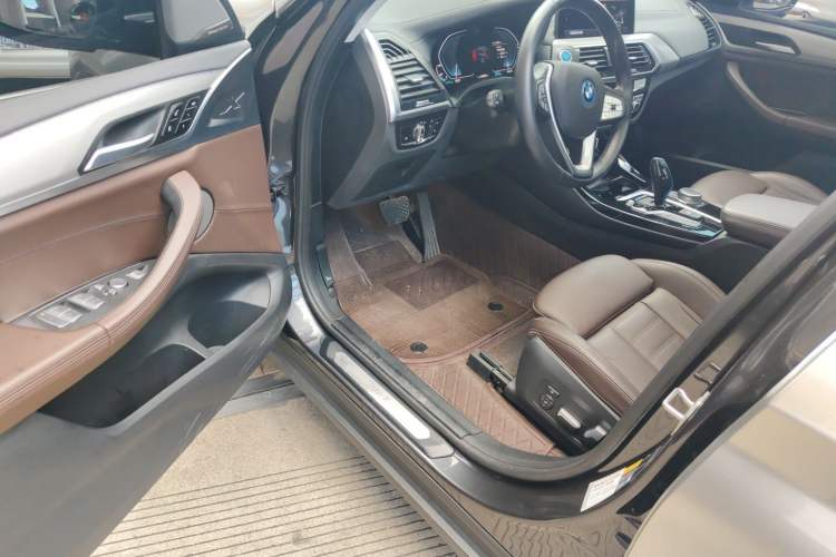 Used BMW iX3 2021 Updated Leading Type Driver Seat