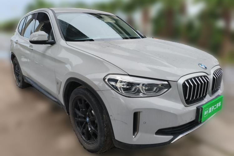 Used BMW iX3 2021 Leading Model Front Right 45 Deg
