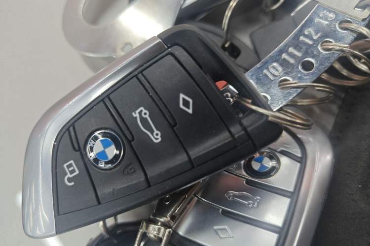 Used BMW iX3 2021 Leading Type Interior 1