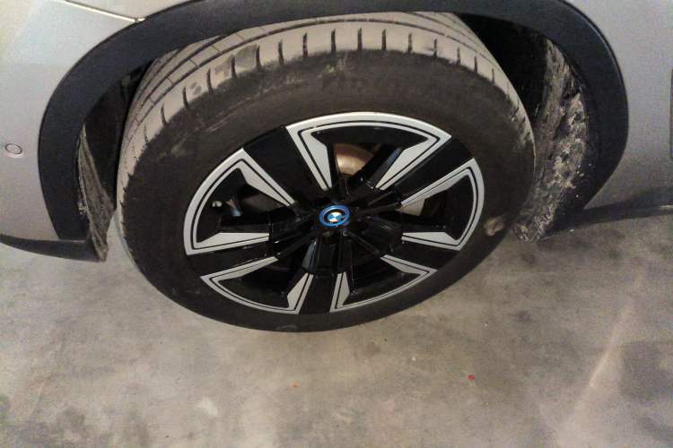 Used BMW iX3 2021 Leading Model Left Front Wheel Hub