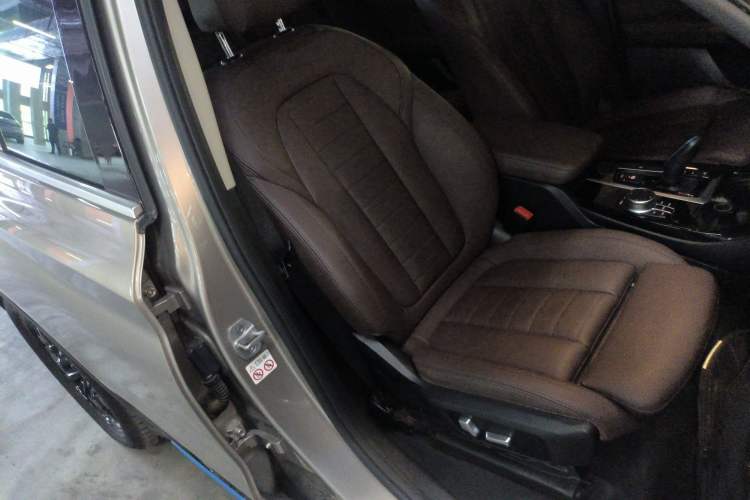 Used BMW iX3 2021 Leading Model Right Front Seat