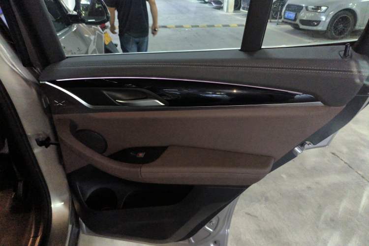 Used BMW iX3 2021 Leading Model Right Rear Door Interior