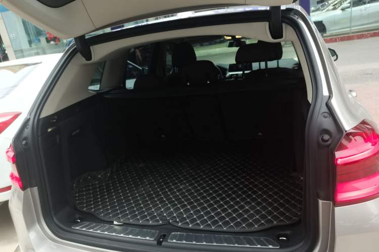 Used BMW iX3 2021 Leading Model Trunk