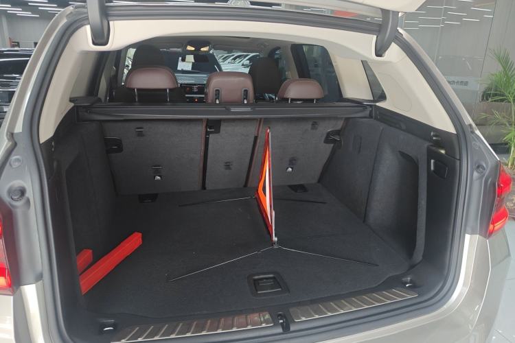 Used BMW iX3 2021 Leading Type Trunk
