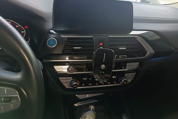 Used BMW iX3 2021 Leading Model Audio And AC Panel
