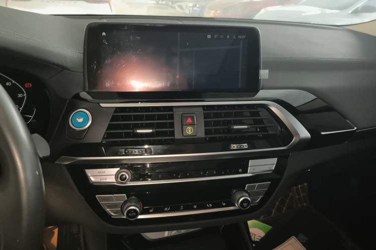 Used BMW iX3 2021 Updated Leading Edition Audio And AC Panel