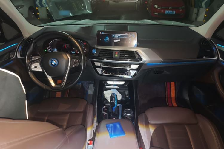 Used BMW iX3 2021 Updated Leading Type Center Console