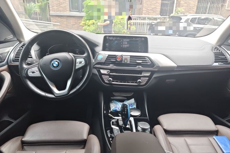 Used BMW iX3 2021 Updated Leading Type Center Console