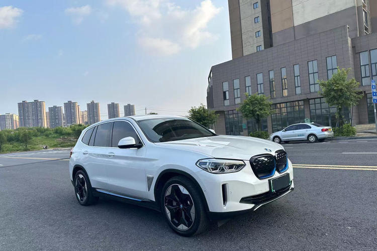 Used BMW iX3 2021 Updated Leading Type Exterior 2