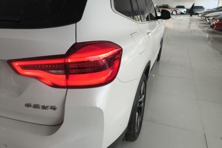 Used BMW iX3 2021 Updated Leading Edition Exterior 2