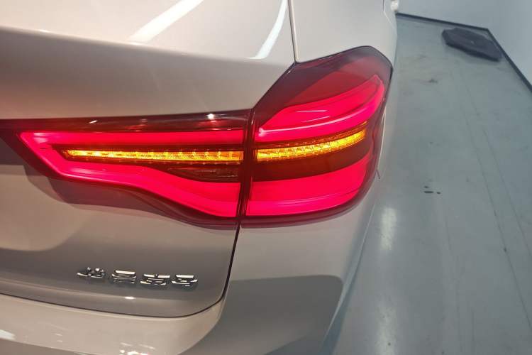 Used BMW iX3 2021 Leading Model Exterior 3